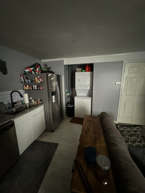 531 W King St in Martinsburg, WV - Building Photo - Building Photo