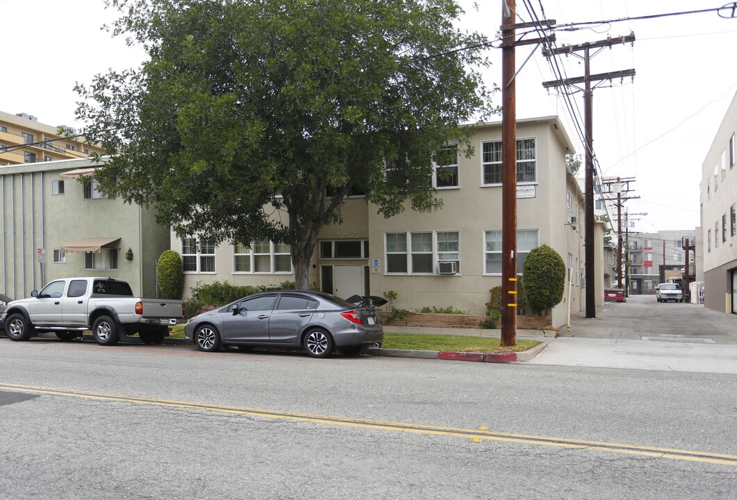 409 E Harvard St in Glendale, CA - Building Photo