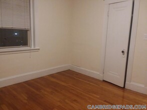 1610 Massachusetts Ave in Cambridge, MA - Building Photo - Building Photo