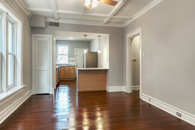 5915 McPherson Ave, Unit 1 in St. Louis, MO - Building Photo - Building Photo