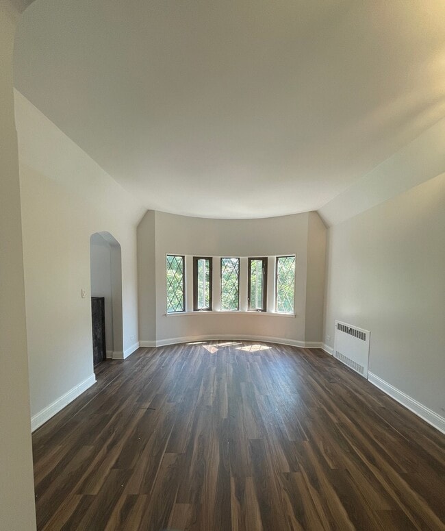 2646 W Catalpa Ave in Chicago, IL - Building Photo - Building Photo
