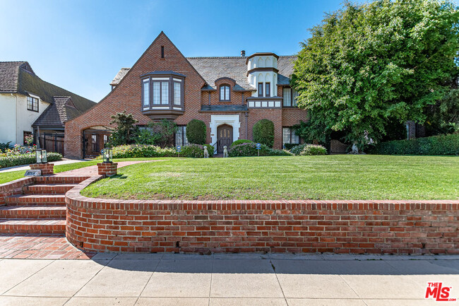 property at 165 N Las Palmas Ave