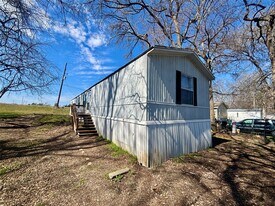 14355 Enchanted Waters Dr in Willis, TX - Building Photo