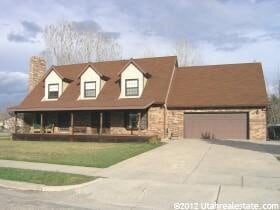 property at 4221 Lilac Ln