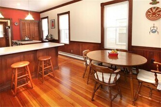 55 Avon St, Unit 1 in Somerville, MA - Building Photo - Building Photo