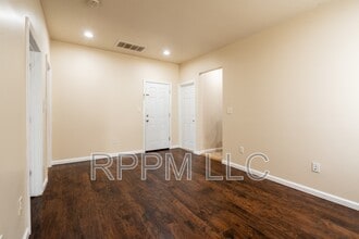 467 Hawthorne Ave in Newark, NJ - Building Photo - Building Photo