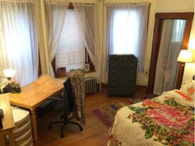 174 Saint Alphonsus St, Unit 1 in Boston, MA - Building Photo