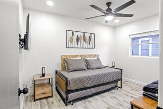 1422 Dauphin Ln in Orlando, FL - Building Photo - Building Photo