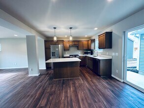 541 White Sky Pass in Verona, WI - Building Photo - Building Photo