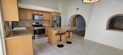 5325 Surfrider Way in Oxnard, CA - Building Photo - Building Photo