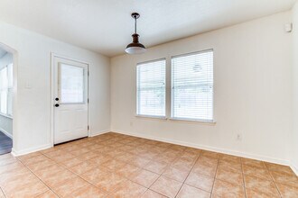 10811 Marot Field in Helotes, TX - Building Photo - Building Photo