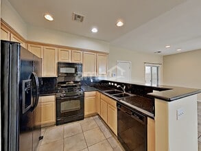 9771 Hanover Grove Ave in Las Vegas, NV - Building Photo - Building Photo