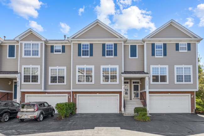 532 Declaration Ln in Aurora, IL - Building Photo - Building Photo