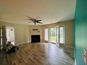 7151 W Friendly Ave in Greensboro, NC - Building Photo - Building Photo