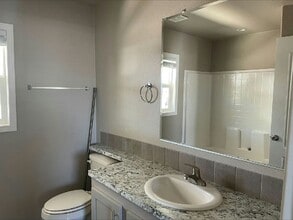 19225 N Cave Creek Rd in Phoenix, AZ - Building Photo - Building Photo