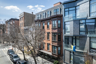 306-308 Park Ave in Hoboken, NJ - Building Photo - Primary Photo