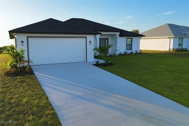 112 NW 23rd Ave in Cape Coral, FL - Building Photo - Building Photo