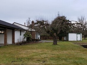 1812-1184 184 St in Surrey, BC - Building Photo - Building Photo