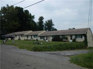 319 Fairmont Dr in Hermitage, PA - Foto de edificio