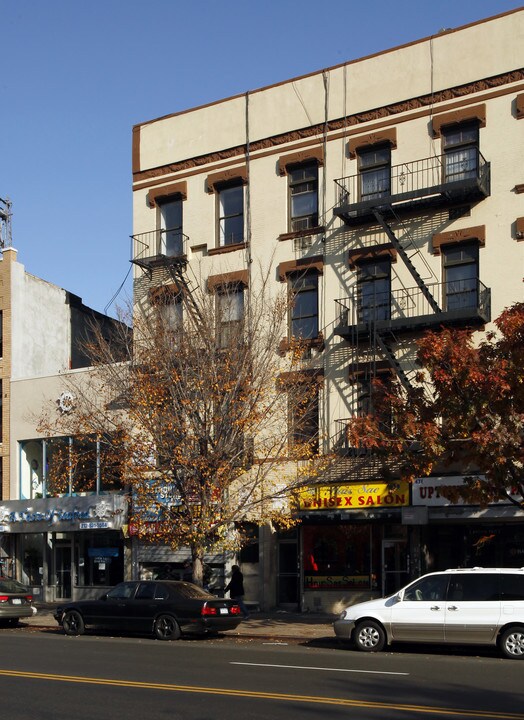 61-63 E 125th St in New York, NY - Foto de edificio