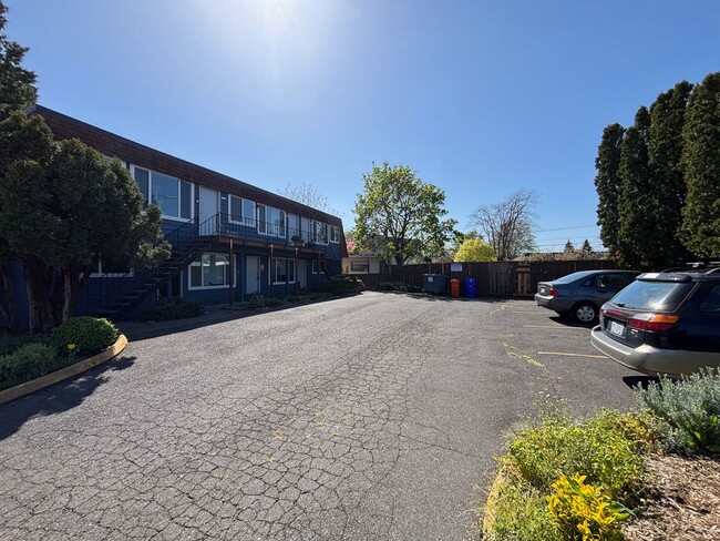 property at 1525 SE 49th Ave