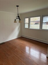 21 Chateau Dr in Oakdale, NY - Building Photo - Building Photo
