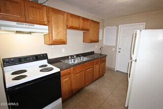 320 S Allen in Mesa, AZ - Building Photo - Building Photo