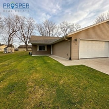 216 Dahl St in Stanley, WI - Building Photo - Building Photo