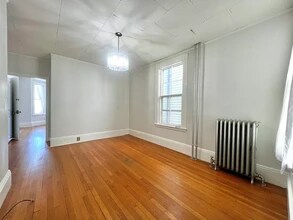 45 Crescent Ave, Unit 1 in Chelsea, MA - Building Photo - Building Photo