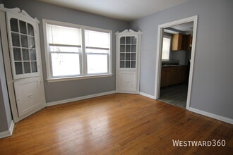 14301 S Edbrooke Ave in Riverdale, IL - Building Photo - Building Photo