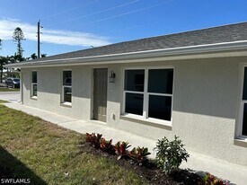 2987 Thomas St in Ft. Myers, FL - Building Photo