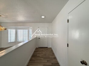 9378 Rolling Glen Ct in Orangevale, CA - Building Photo - Building Photo