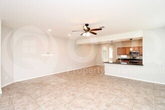 5217 S 17th St in Phoenix, AZ - Building Photo - Building Photo