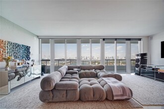520 West Ave in Miami Beach, FL - Building Photo - Building Photo