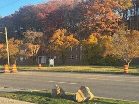 22550 Euclid Ave in Euclid, OH - Building Photo