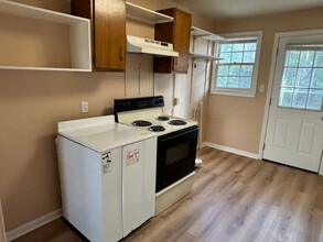 1305 Melody Ln in Valdosta, GA - Building Photo - Building Photo