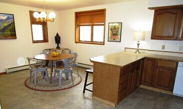 333 Obrien Ave in Whitefish, MT - Building Photo - Building Photo