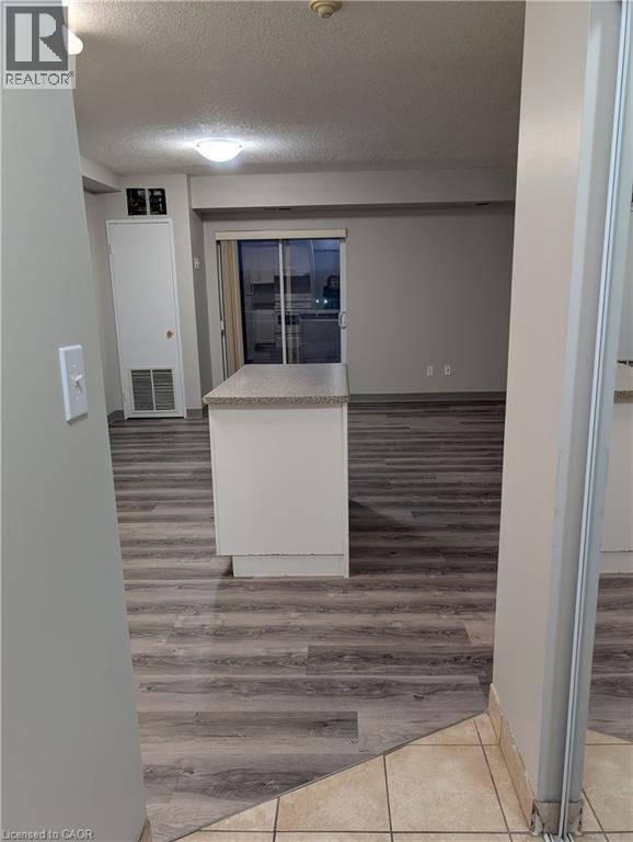 736 Old Albert St in Waterloo, ON - Building Photo - Building Photo