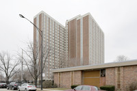 Patrick Sullivan Senior Apartments in Chicago, IL - Foto de edificio - Building Photo