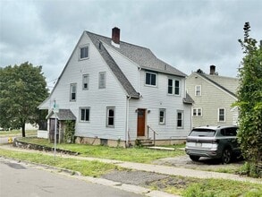 2009 Tracy St in Endicott, NY - Building Photo - Building Photo