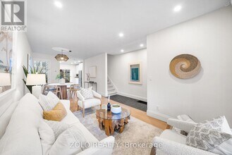 82 Bellwoods Ave in Toronto, ON - Building Photo - Building Photo