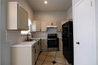 3202 Rockrill Dr in Houston, TX - Building Photo - Building Photo