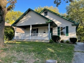 1021 E Lynn St in Springfield, MO - Building Photo