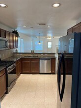 4614 Pin Oak Creek Ln in Houston, TX - Building Photo - Building Photo