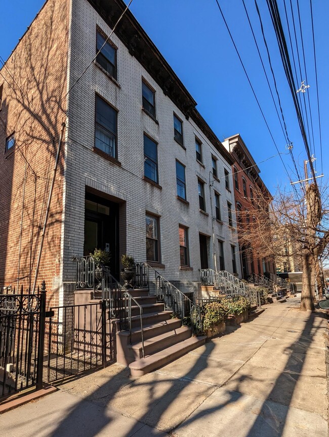 property at 283 Barrow St