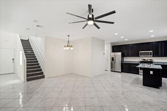 7782 Peaceful Trellis Dr in Las Vegas, NV - Building Photo - Building Photo