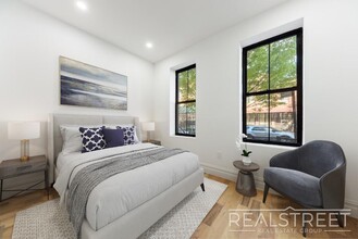 310 Linden St in Brooklyn, NY - Building Photo - Building Photo