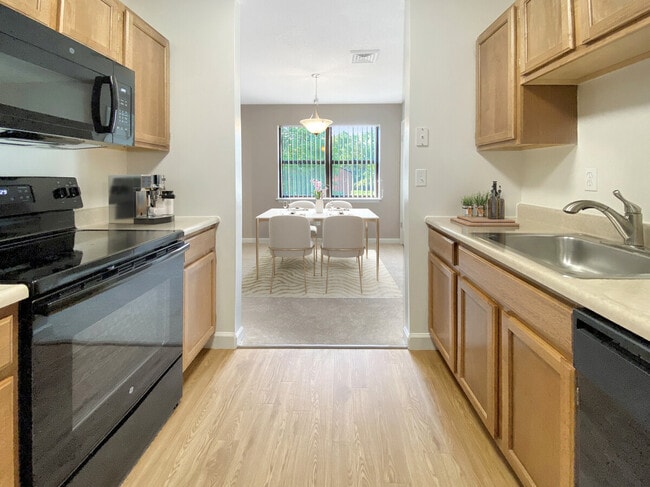 Fairwood in Guilderland, NY - Foto de edificio - Building Photo