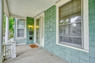 371 Alexander St in Rochester, NY - Building Photo