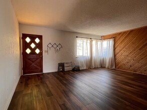 2622 Sprig Pl in San Diego, CA - Foto de edificio - Building Photo